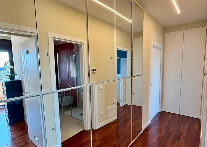 Stylish Spacious 3-bedroom Apartment, Open-space Kitchen, 3 Balconies! * Roma