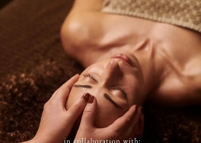 Stylish Spacious 3-bedroom Apartment, Open-space Kitchen, 3 Balconies! * Roma